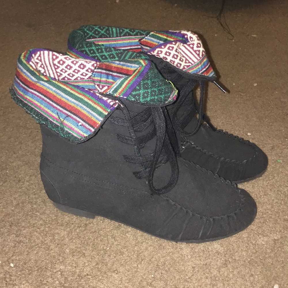 womens size 6 moccasins ankle booties